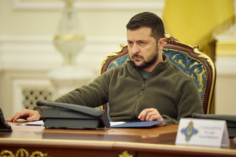 Tổng thống Ukraine nói không kêu gọi NATO tấn công phủ đầu Nga - Ảnh 1. Tổng thống Ukraine nói không kêu gọi NATO tấn công phủ đầu Nga - Ảnh 1.