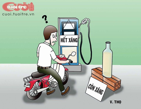 Hết xăng giữa đường, cảm thấy hoang mang - Ảnh 1. Hết xăng giữa đường, cảm thấy hoang mang - Ảnh 1.
