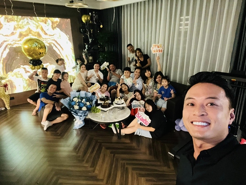 Ảnh vui sao Việt 10-10: Con gái Đông Nhi ‘làm điệu’ cưng xỉu - Ảnh 4. Ảnh vui sao Việt 10-10: Con gái Đông Nhi ‘làm điệu’ cưng xỉu - Ảnh 4.