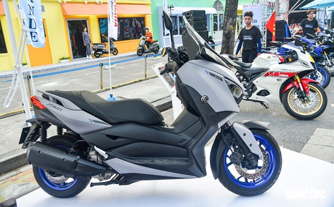 Yamaha X Max 300 nhận đặt hàng tại Việt Nam, giá từ 129 triệu đồng - Ảnh 1. Yamaha X Max 300 nhận đặt hàng tại Việt Nam, giá từ 129 triệu đồng - Ảnh 1.