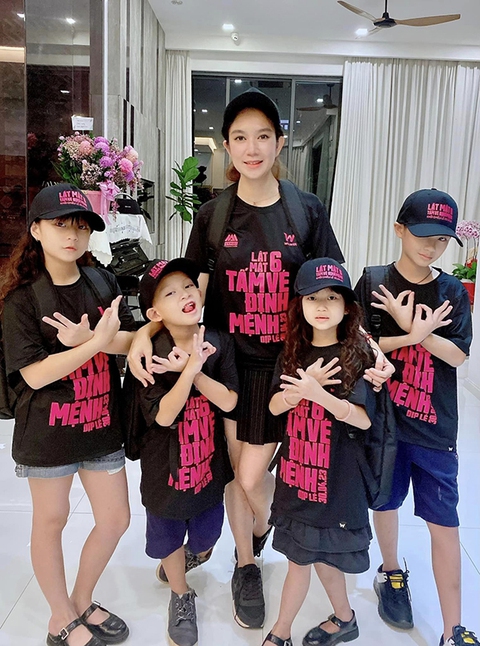 Ảnh vui sao Việt 10-10: Con gái Đông Nhi ‘làm điệu’ cưng xỉu - Ảnh 6. Ảnh vui sao Việt 10-10: Con gái Đông Nhi ‘làm điệu’ cưng xỉu - Ảnh 6.