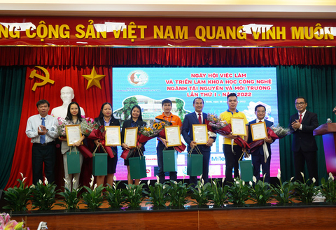 Ngày Hội việc làm và Triển lãm Khoa học Công nghệ ngành Tài nguyên - Môi trường - Ảnh 1. Ngày Hội việc làm và Triển lãm Khoa học Công nghệ ngành Tài nguyên - Môi trường - Ảnh 1.
