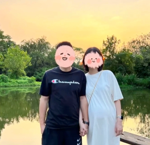Anh chồng viết nhật ký kể vợ xì hơi rất nhiều khi ốm nghén - Ảnh 2. Anh chồng viết nhật ký kể vợ xì hơi rất nhiều khi ốm nghén - Ảnh 2.