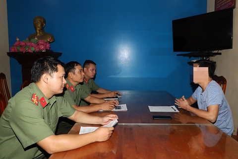 Xác định người đăng tin thất thiệt việc người dân đồng loạt rút tiền tại ngân hàng - Ảnh 1. Xác định người đăng tin thất thiệt việc người dân đồng loạt rút tiền tại ngân hàng - Ảnh 1.