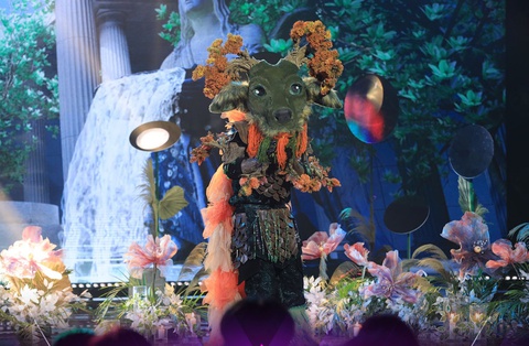 Hươu Thần chiến thắng nhờ bản hit Tình về nơi đâu của Thanh Bùi - Ảnh 2. Hươu Thần chiến thắng nhờ bản hit Tình về nơi đâu của Thanh Bùi - Ảnh 2.