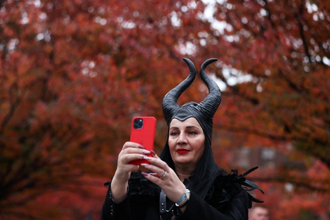 2022-10-31T220229Z_319259927_RC2MCX9OKC5M_RTRMADP_3_HALLOWEEN-DAY-NEW-YORK 2022-10-31T220229Z_319259927_RC2MCX9OKC5M_RTRMADP_3_HALLOWEEN-DAY-NEW-YORK