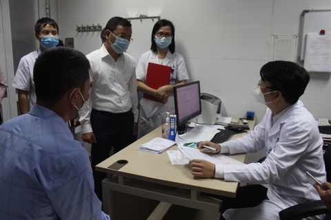 Bệnh viện cần có thêm áp phích, tờ rơi tuyên truyền về bệnh đậu mùa khỉ - Ảnh 1. Bệnh viện cần có thêm áp phích, tờ rơi tuyên truyền về bệnh đậu mùa khỉ - Ảnh 1.