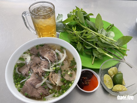 Nhớ hoài tô phở ở TP.HCM - Ảnh 1. Nhớ hoài tô phở ở TP.HCM - Ảnh 1.