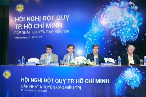 Chủ động kiểm soát và nâng cao hiệu quả trong điều trị đột quỵ - Ảnh 1. Chủ động kiểm soát và nâng cao hiệu quả trong điều trị đột quỵ - Ảnh 1.