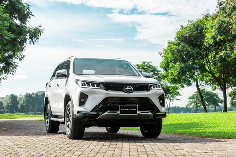 Loạt mẫu xe mới ra mắt Việt Nam tháng 11: Giá từ vài trăm triệu đến hàng chục tỉ đồng - Ảnh 3. Loạt mẫu xe mới ra mắt Việt Nam tháng 11: Giá từ vài trăm triệu đến hàng chục tỉ đồng - Ảnh 3.