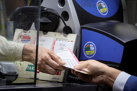 California không cho phép người trúng giải độc đắc Powerball 2 tỉ USD ẩn danh - Ảnh 1. California không cho phép người trúng giải độc đắc Powerball 2 tỉ USD ẩn danh - Ảnh 1.