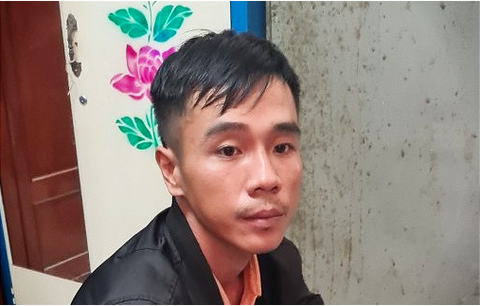 Nghi phạm đâm chết người phụ nữ ở Bình Thuận ra đầu thú tại Cần Thơ - Ảnh 1. Nghi phạm đâm chết người phụ nữ ở Bình Thuận ra đầu thú tại Cần Thơ - Ảnh 1.