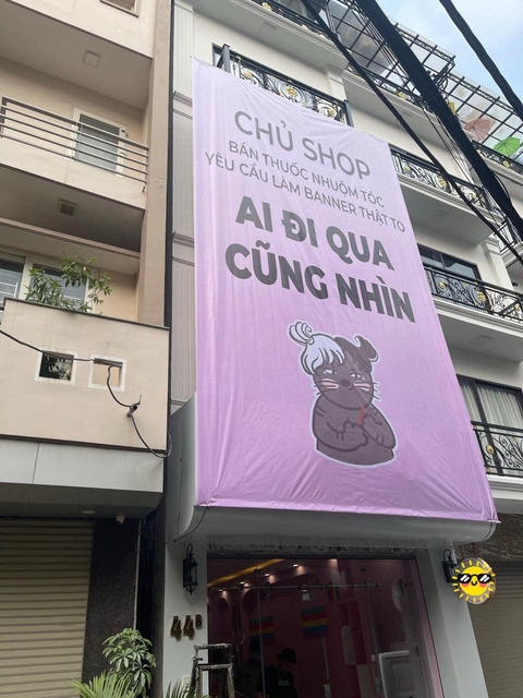 Ảnh vui 10-11: Cứ phải làm bát cơm cho chắc bụng mới có sức xếp hàng - Ảnh 4. Ảnh vui 10-11: Cứ phải làm bát cơm cho chắc bụng mới có sức xếp hàng - Ảnh 4.