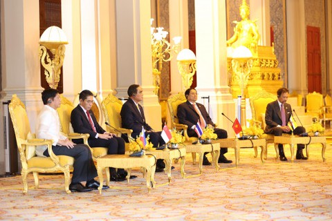 Thủ tướng Phạm Minh Chính và lãnh đạo ASEAN tiếp kiến Quốc vương Campuchia - Ảnh 2. Thủ tướng Phạm Minh Chính và lãnh đạo ASEAN tiếp kiến Quốc vương Campuchia - Ảnh 2.