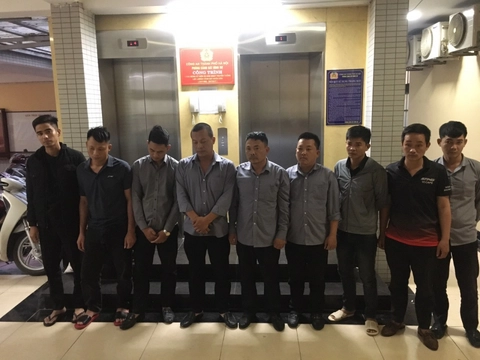 Bắt phó giám đốc Công ty mua bán nợ Hưng Thịnh cùng 8 đàn em - Ảnh 1. Bắt phó giám đốc Công ty mua bán nợ Hưng Thịnh cùng 8 đàn em - Ảnh 1.