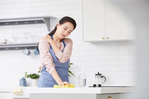 Vì sao phụ nữ mãn kinh bị loãng xương? - Ảnh 2. Vì sao phụ nữ mãn kinh bị loãng xương? - Ảnh 2.