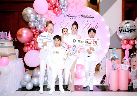 Boygroup Huyền Thoại: Khánh Trung đầu tư tiền tỉ để trở lại, tuyên bố làm âm nhạc không vì tiền - Ảnh 8. Boygroup Huyền Thoại: Khánh Trung đầu tư tiền tỉ để trở lại, tuyên bố làm âm nhạc không vì tiền - Ảnh 8.