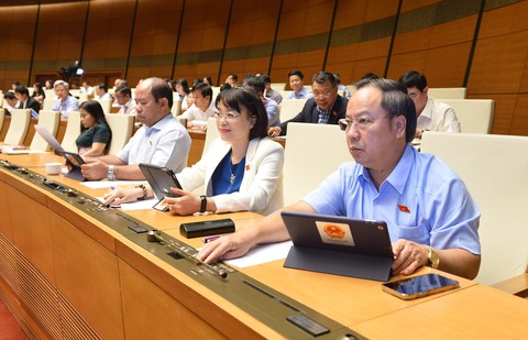 Quốc hội: Giải ngân vốn đầu tư công chậm, phải có cá nhân chịu trách nhiệm - Ảnh 1. Quốc hội: Giải ngân vốn đầu tư công chậm, phải có cá nhân chịu trách nhiệm - Ảnh 1.