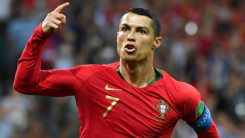 Cristiano Ronaldo lần thứ 5 dự World Cup - Ảnh 1. Cristiano Ronaldo lần thứ 5 dự World Cup - Ảnh 1.