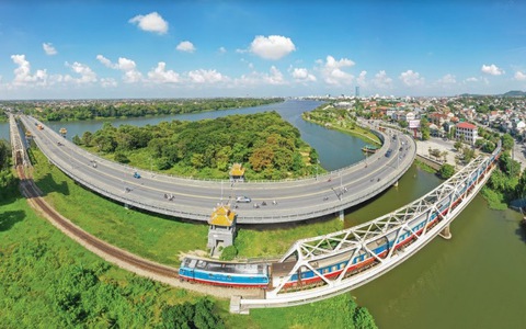 Tin sáng 12-11: TP.HCM đề xuất tăng mức phạt vi phạm giao thông; Không mua vé tàu Tết qua trung gian - Ảnh 2. Tin sáng 12-11: TP.HCM đề xuất tăng mức phạt vi phạm giao thông; Không mua vé tàu Tết qua trung gian - Ảnh 2.