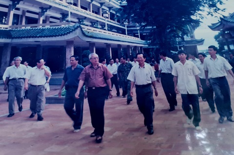Ông Sáu Dân - Những kỷ niệm thương quý không quên - Kỳ 4: Khơi dậy niềm tin nhân sĩ - Ảnh 3. Ông Sáu Dân - Những kỷ niệm thương quý không quên - Kỳ 4: Khơi dậy niềm tin nhân sĩ - Ảnh 3.