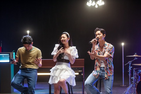Hoàng Dũng, Amee và Grey D tấn công hit Em về tinh khôi của Hà Trần - Ảnh 2. Hoàng Dũng, Amee và Grey D tấn công hit Em về tinh khôi của Hà Trần - Ảnh 2.