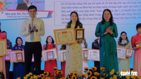 Vinh danh 100 nhà giáo trẻ tiêu biểu cả nước - Ảnh 1. Vinh danh 100 nhà giáo trẻ tiêu biểu cả nước - Ảnh 1.