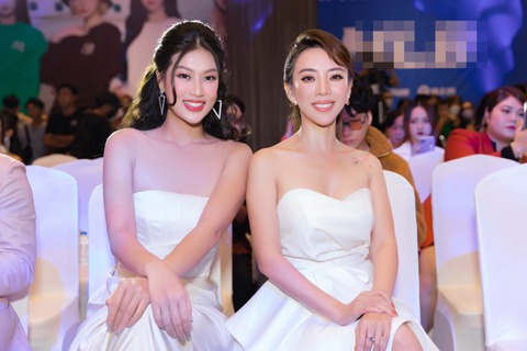 Không còn đi thi, hoa hậu Thiên Ân vẫn đối mặt câu hỏi ứng xử khó - Ảnh 4. Không còn đi thi, hoa hậu Thiên Ân vẫn đối mặt câu hỏi ứng xử khó - Ảnh 4.