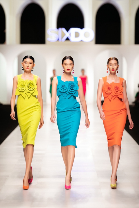 Người mẫu ngoại cỡ diễn cùng H’Hen Niê, Võ Hoàng Yến trong show của Đỗ Mạnh Cường - Ảnh 3. Người mẫu ngoại cỡ diễn cùng H’Hen Niê, Võ Hoàng Yến trong show của Đỗ Mạnh Cường - Ảnh 3.
