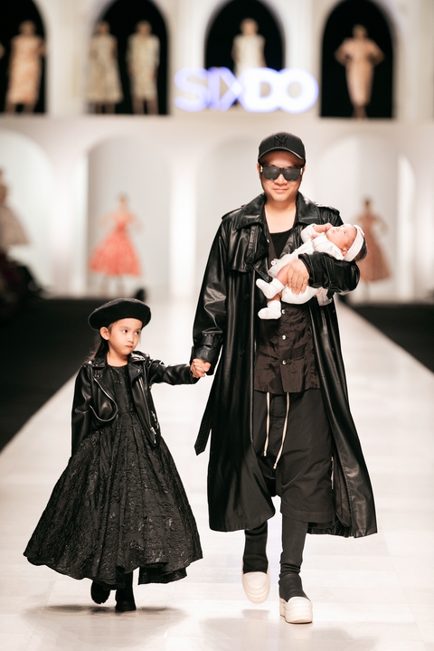 Người mẫu ngoại cỡ diễn cùng H’Hen Niê, Võ Hoàng Yến trong show của Đỗ Mạnh Cường - Ảnh 7. Người mẫu ngoại cỡ diễn cùng H’Hen Niê, Võ Hoàng Yến trong show của Đỗ Mạnh Cường - Ảnh 7.