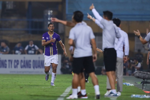 Hà Nội vô địch V-League 2022, Sài Gòn bên bờ vực xuống hạng - Ảnh 1. Hà Nội vô địch V-League 2022, Sài Gòn bên bờ vực xuống hạng - Ảnh 1.