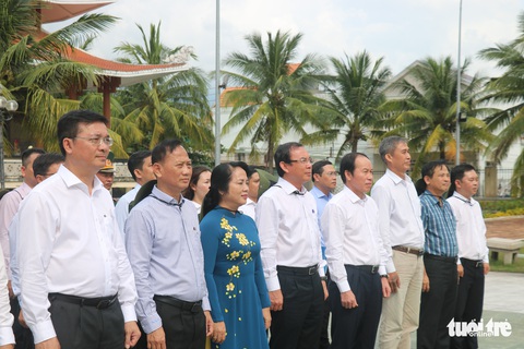 Lãnh đạo TP.HCM tham dự Ngày hội đại đoàn kết dân tộc năm 2022 - Ảnh 1. Lãnh đạo TP.HCM tham dự Ngày hội đại đoàn kết dân tộc năm 2022 - Ảnh 1.