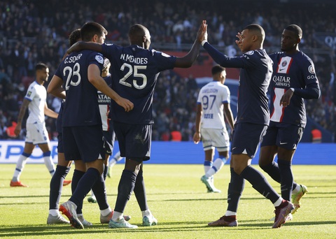 Messi, Mbappe và Neymar đại thắng cùng PSG trước giờ lên đường dự World Cup 2022 - Ảnh 1. Messi, Mbappe và Neymar đại thắng cùng PSG trước giờ lên đường dự World Cup 2022 - Ảnh 1.