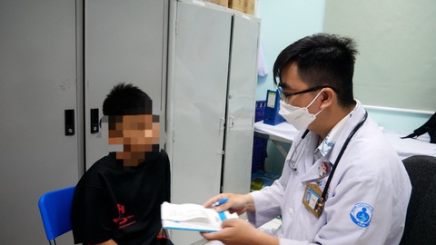 Trẻ mắc hội chứng TIC nhiều hơn sau dịch COVID-19 - Ảnh 1. Trẻ mắc hội chứng TIC nhiều hơn sau dịch COVID-19 - Ảnh 1.