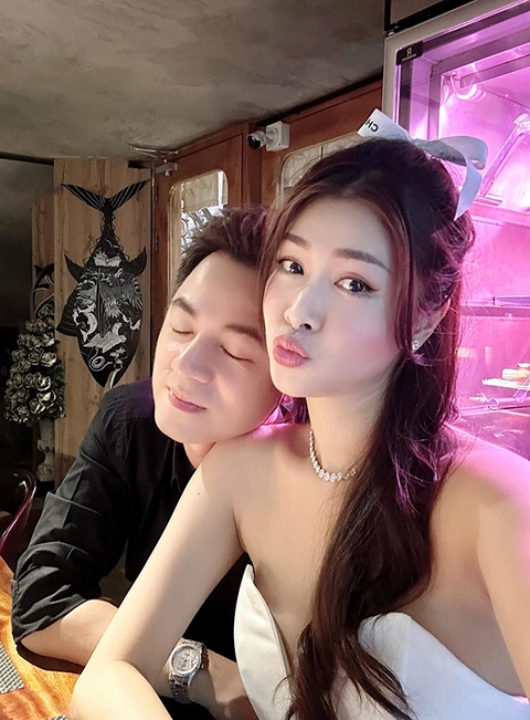 Thủy Anh: ‘Phải tu 7 kiếp mới lấy được Đăng Khôi làm chồng’ - Ảnh 2. Thủy Anh: ‘Phải tu 7 kiếp mới lấy được Đăng Khôi làm chồng’ - Ảnh 2.