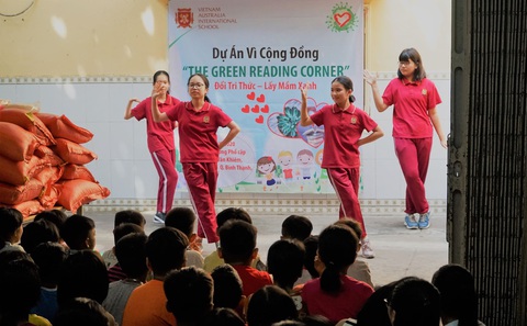 Nuôi dưỡng tình yêu và trách nhiệm cộng đồng cho học sinh - Ảnh 2. Nuôi dưỡng tình yêu và trách nhiệm cộng đồng cho học sinh - Ảnh 2.