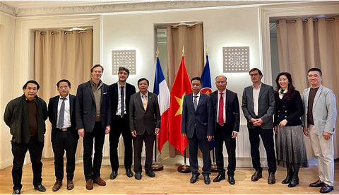 Nhà đấu giá Millon đồng ý chuyển giao ấn vàng ‘Hoàng đế chi bảo’ cho Việt Nam - Ảnh 1. Nhà đấu giá Millon đồng ý chuyển giao ấn vàng ‘Hoàng đế chi bảo’ cho Việt Nam - Ảnh 1.