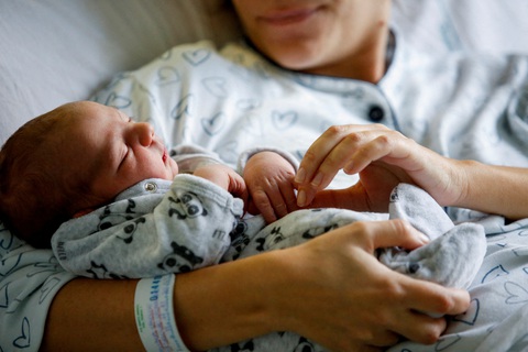 2022-11-14T191551Z_1811746851_RC2QLX9TW9NP_RTRMADP_3_WORLD-POPULATION-ITALY-MATERNITY 2022-11-14T191551Z_1811746851_RC2QLX9TW9NP_RTRMADP_3_WORLD-POPULATION-ITALY-MATERNITY