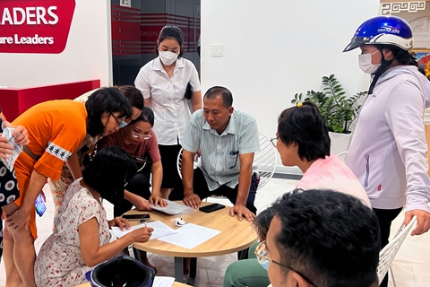 Đến lượt Trung tâm Anh ngữ Apax Leaders ở Biên Hòa bị phụ huynh đòi hoàn trả học phí - Ảnh 1. Đến lượt Trung tâm Anh ngữ Apax Leaders ở Biên Hòa bị phụ huynh đòi hoàn trả học phí - Ảnh 1.