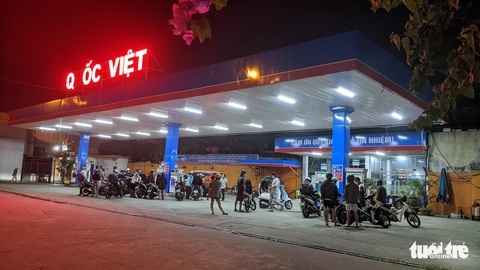 Doanh nghiệp xăng dầu Đà Nẵng ký cam kết đảm bảo nguồn hàng - Ảnh 1. Doanh nghiệp xăng dầu Đà Nẵng ký cam kết đảm bảo nguồn hàng - Ảnh 1.