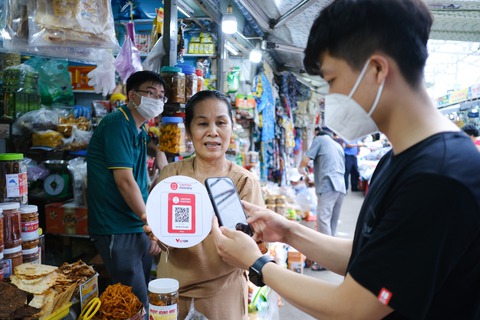 Đà Nẵng: Chuyển đổi số giúp cuộc sống dân thuận tiện hơn - Ảnh 1. Đà Nẵng: Chuyển đổi số giúp cuộc sống dân thuận tiện hơn - Ảnh 1.