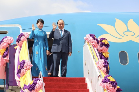 Chủ tịch nước bắt đầu chuyến thăm chính thức Thái Lan - Ảnh 3. Chủ tịch nước bắt đầu chuyến thăm chính thức Thái Lan - Ảnh 3.