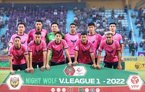Trọng tài Việt Nam sẽ bắt chính cả hai trận tranh suất trụ hạng vòng 26 V-League 2022 - Ảnh 1. Trọng tài Việt Nam sẽ bắt chính cả hai trận tranh suất trụ hạng vòng 26 V-League 2022 - Ảnh 1.