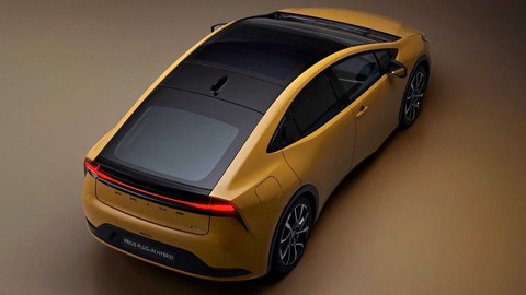 Toyota Prius 2023 ra mắt: Không còn nhận ra là xe Toyota, khác biệt từ trong ra ngoài - Ảnh 7. Toyota Prius 2023 ra mắt: Không còn nhận ra là xe Toyota, khác biệt từ trong ra ngoài - Ảnh 7.