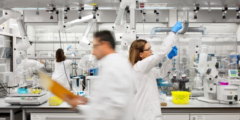 Châu Âu đối mặt đại dịch ung thư với khoảng 1 triệu ca bệnh bị bỏ sót - Ảnh 1. Châu Âu đối mặt đại dịch ung thư với khoảng 1 triệu ca bệnh bị bỏ sót - Ảnh 1.