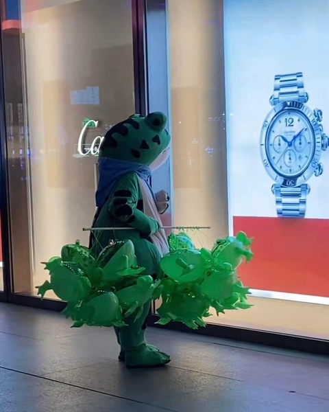 Ảnh vui 17-11: Dương Lâm cosplay Hiếu Thứ Hai nhưng lại sai sai thế nào! - Ảnh 6. Ảnh vui 17-11: Dương Lâm cosplay Hiếu Thứ Hai nhưng lại sai sai thế nào! - Ảnh 6.
