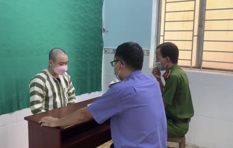Diễn viên Hữu Tín bị truy tố vì tổ chức sử dụng ma túy - Ảnh 1. Diễn viên Hữu Tín bị truy tố vì tổ chức sử dụng ma túy - Ảnh 1.