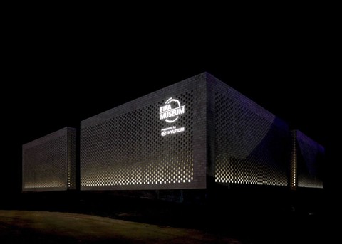 Hyundai mở bảo tàng World Cup, tiện quảng bá xe và cả... robot - Ảnh 4. Hyundai mở bảo tàng World Cup, tiện quảng bá xe và cả... robot - Ảnh 4.