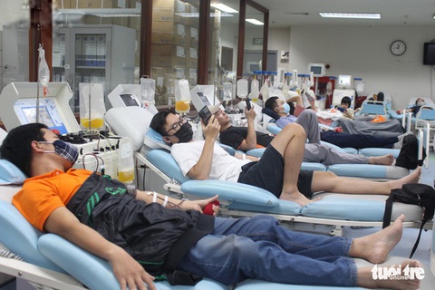 Sốt xuất huyết vượt quá 300.000 ca - Ảnh 1. Sốt xuất huyết vượt quá 300.000 ca - Ảnh 1.
