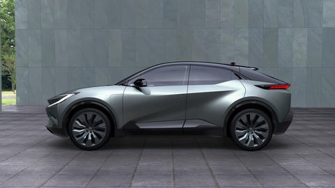 Toyota nhá hàng SUV điện mới toanh: Màn hình gấp, nhiều điểm thiết kế lạ mắt - Ảnh 5. Toyota nhá hàng SUV điện mới toanh: Màn hình gấp, nhiều điểm thiết kế lạ mắt - Ảnh 5.